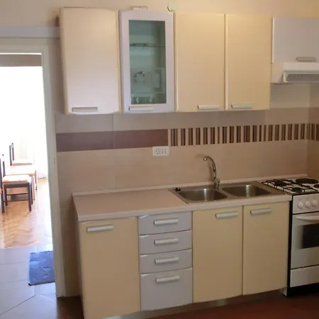 ゲストハウス Bakara 3*