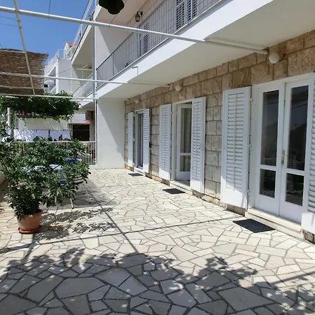 Bakara Ντουμπρόβνικ